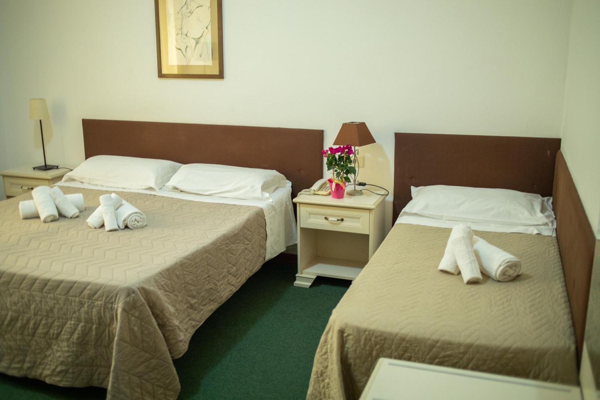 Hotel Ariston Piombino Eksteriør billede