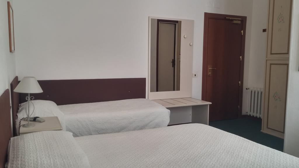 Hotel Ariston Piombino Eksteriør billede