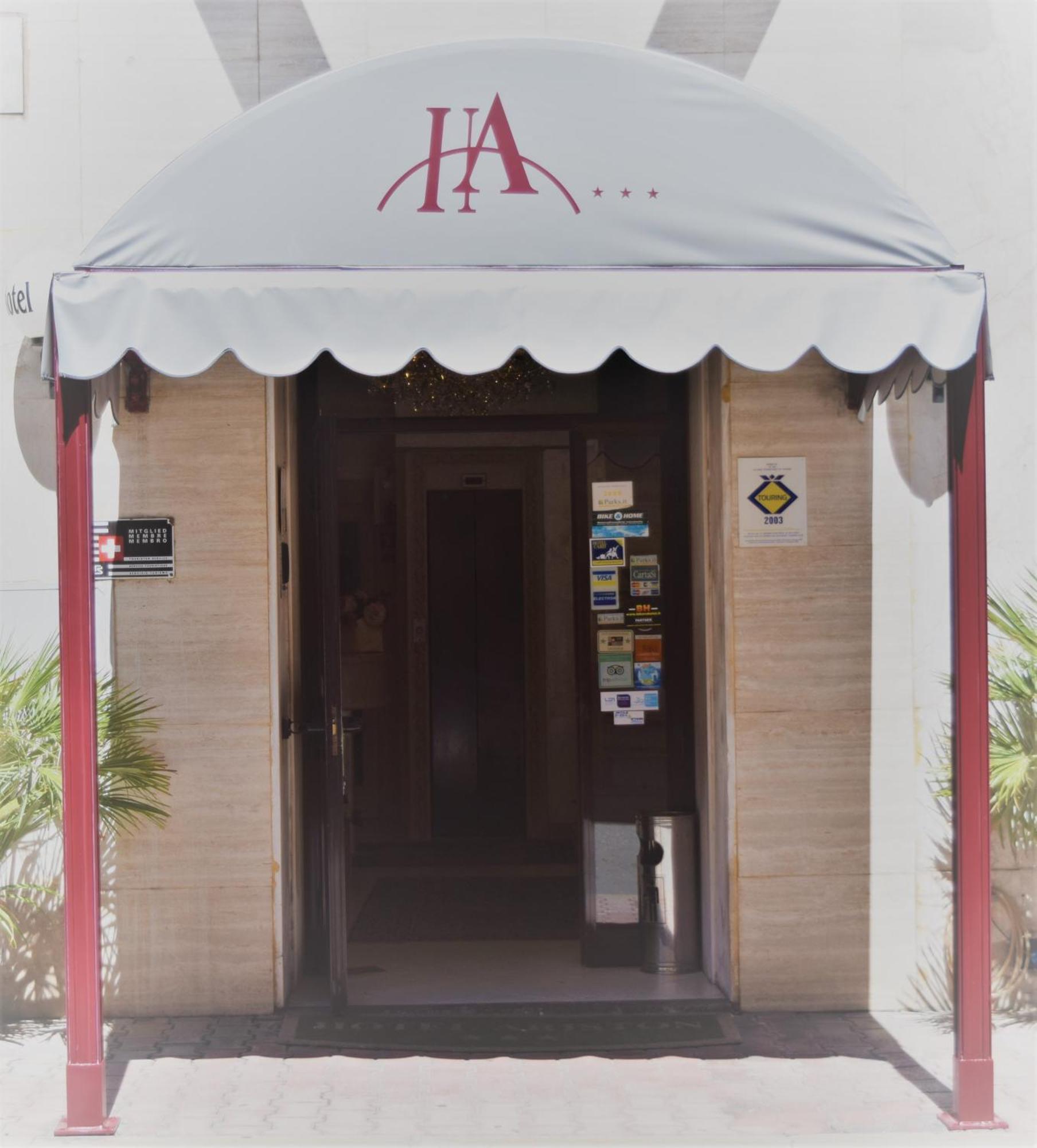 Hotel Ariston Piombino Eksteriør billede
